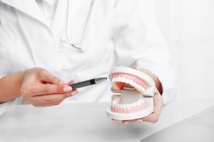denturist