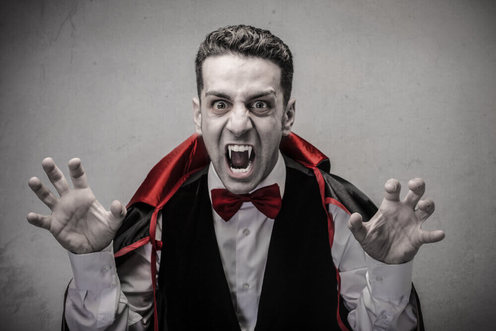 scary-dangerous-dracula S